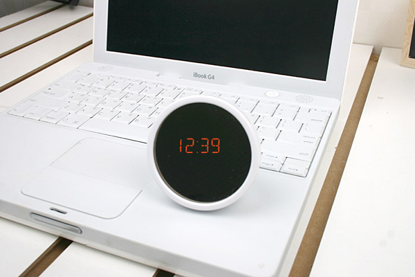 镜子上的万年历闹钟（二）