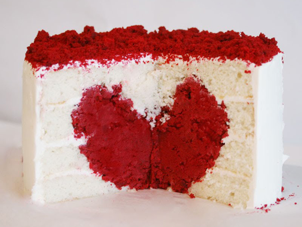 藏在蛋糕里的爱心