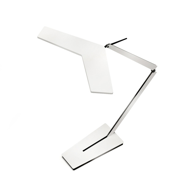 给力三角洲人形台灯