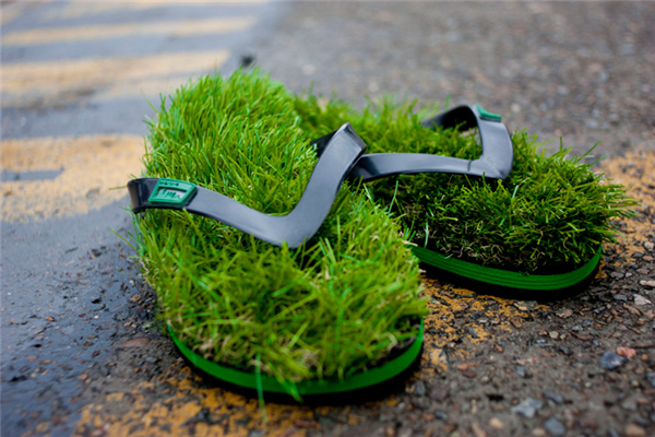 清凉绿色人造草鞋