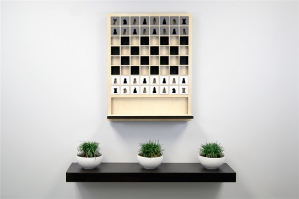 新颖的壁挂式国际象棋