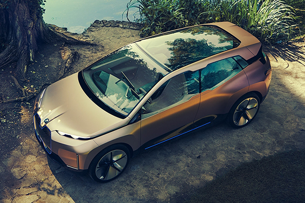 BMW Vision iNext 概念汽车