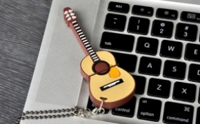 USB2U 吉它样式的创意U盘