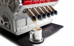 超霸气V12引擎咖啡机